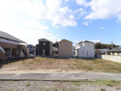 フォステール奈良西大寺店 ■近鉄奈良線「菖蒲池」駅より徒歩13分■阪奈道路へのアクセス良好■徒歩圏内にスーパー、銀行、病院など揃っており生活至便な立地です♪■駐車2台可能